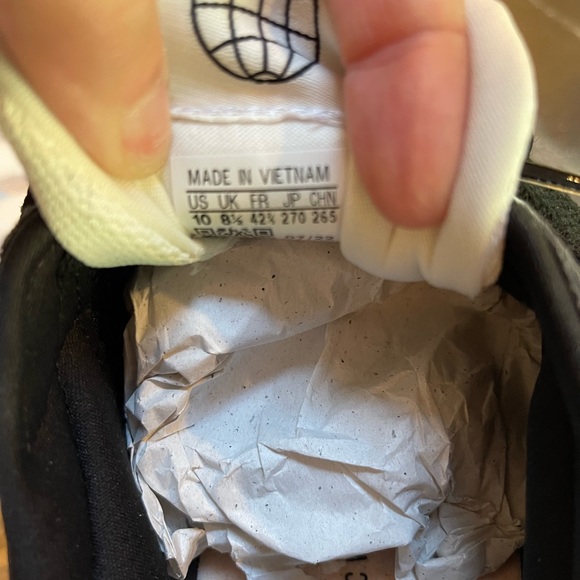 Adidas women’s run 70’s running shoe new in box size 10 - Picture 7 of 8